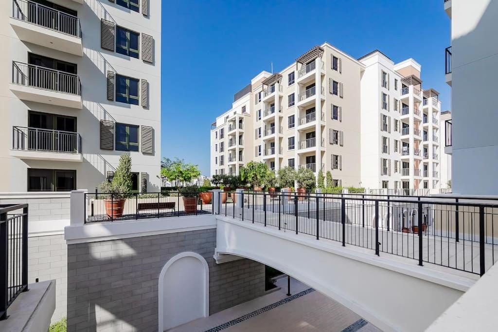 La 1bedroom Private Apartment *